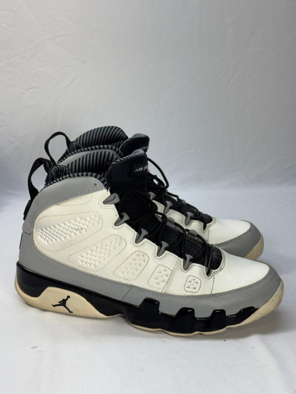 Nike Air Jordan 9 Barons Shoes Mens Size 10 White Black Basketball 302370-106